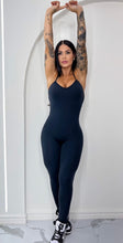 Load image into Gallery viewer, SEAMLESS BLACK JUMPSUIT
