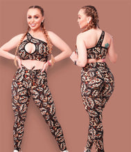 Load image into Gallery viewer, LEOPARD LIPS BROWN LEGGINGS SET
